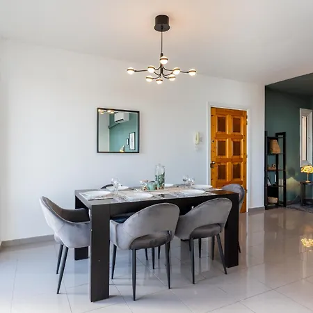 Appartamento Jayde 2-bedroom In *